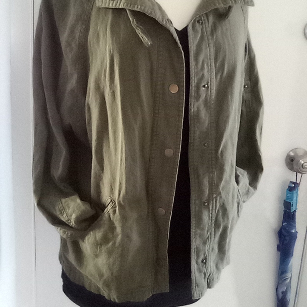 Love Tree Linen Shacket Lightweight Jacket